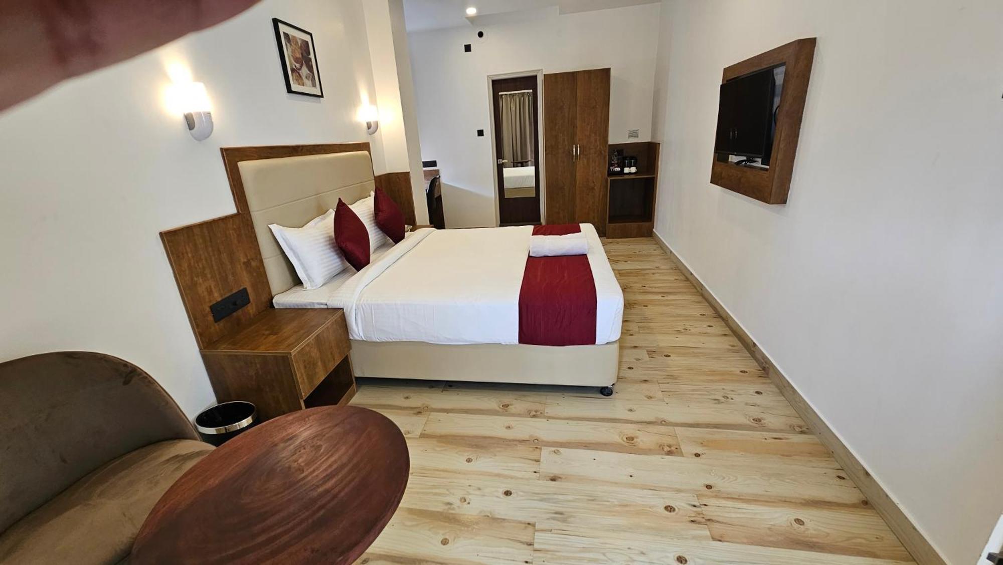 Indiana Hills Hotel Shillong Exterior photo